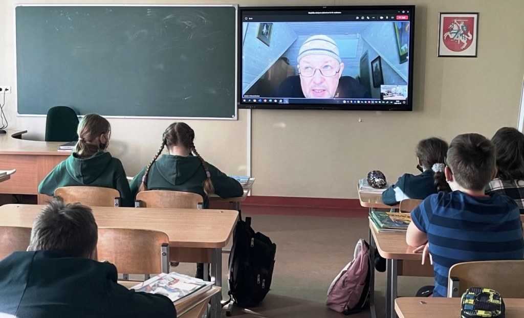 Skaitymo užsiėmimai su rašytoju Vytautu. V. Landsbergiu