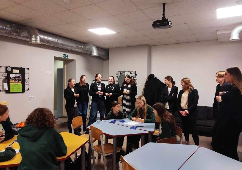 Aplankė KJPUG mokinių parlamento nariai