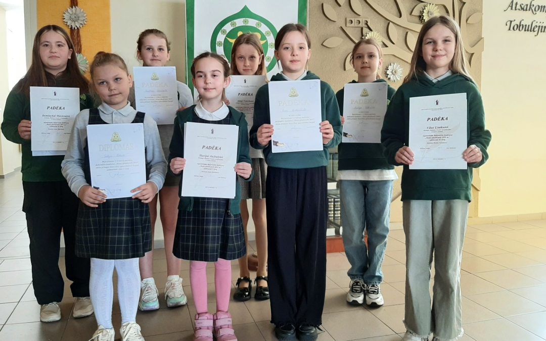 Dalyvavo Rajoniniame 1–4 klasių mokinių dailyraščio konkurse „Mano plunksnelė 2024“