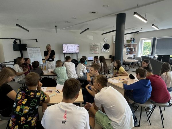 Dalyvavo šaunioje edukacijoje-protų mūšyje „M. Valančiaus kalbos leksika”