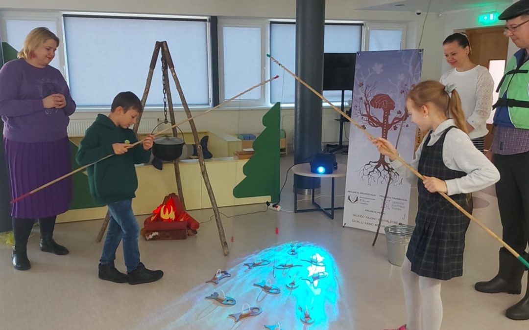 Edukacija, įkvėpusi antrokus žvejoti žuvis ir žinias