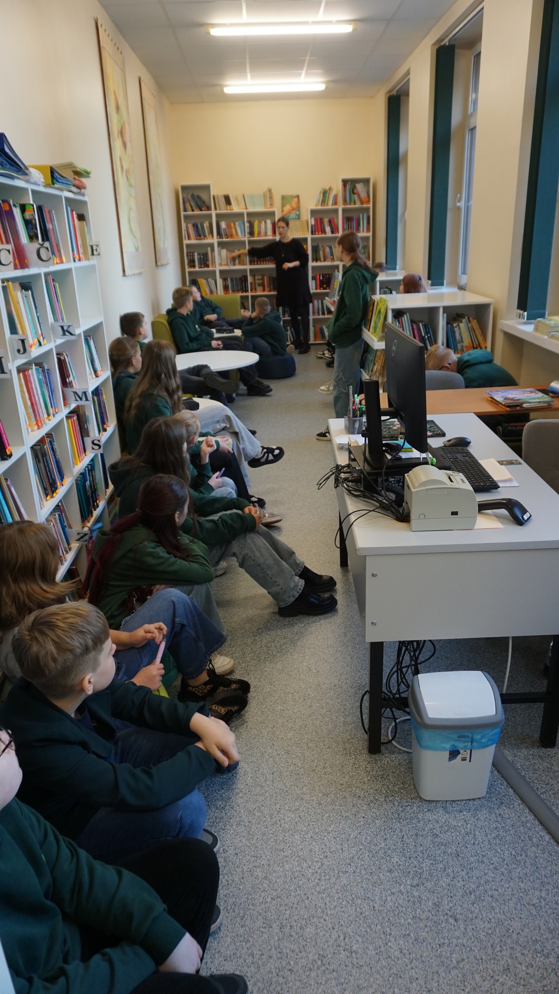 Biblioteku menuo
