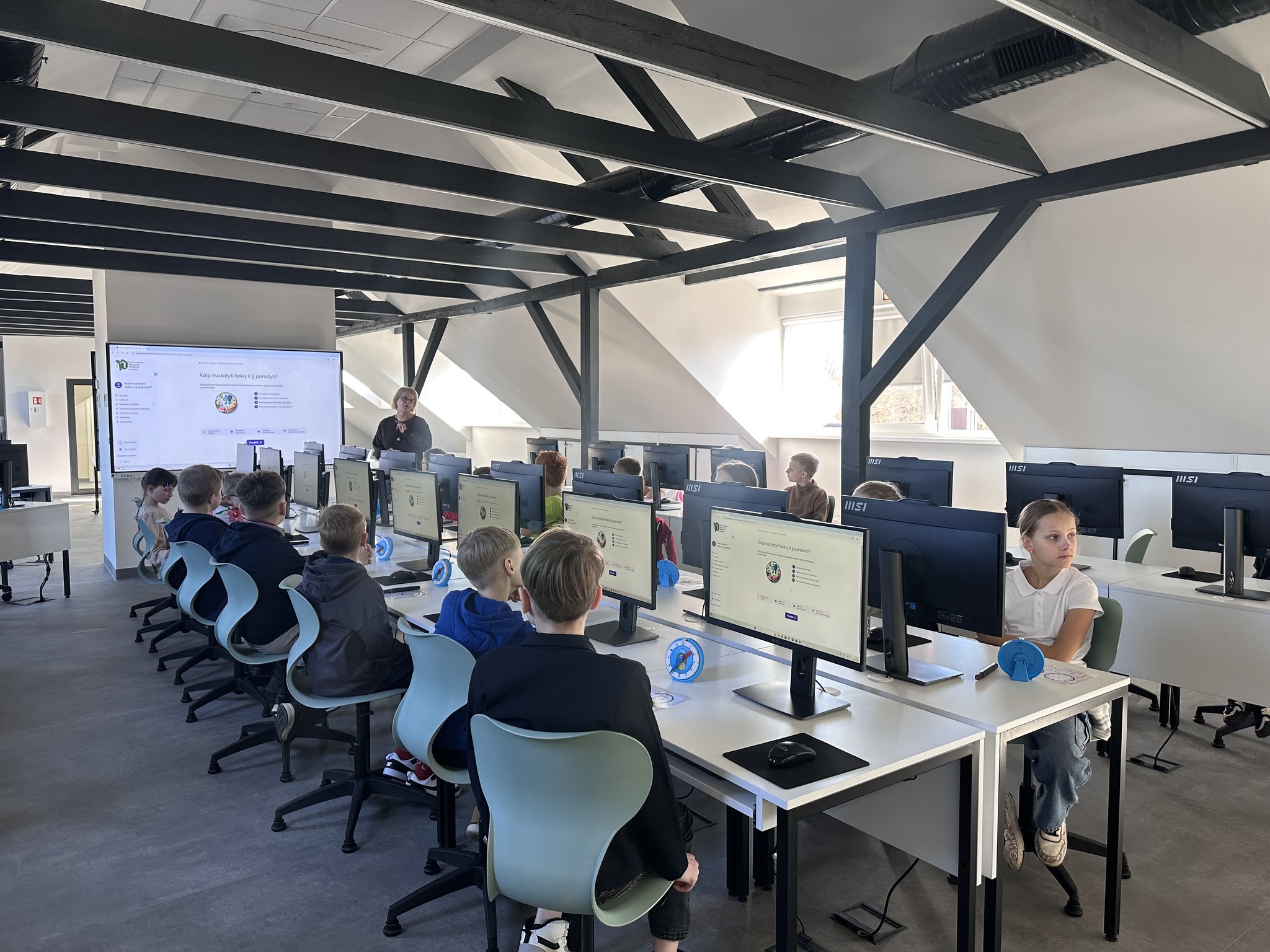 IMU centre apsilankė pirmieji svečiai