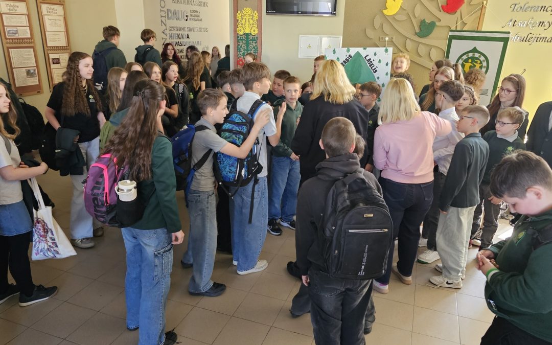Progimnazijoje vyko akcija „Gerasis lašelis“