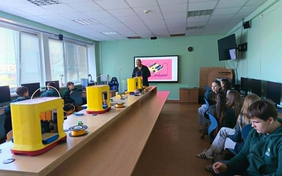 Edukacinis užsiėmimas „Paprastas Led programavimas“