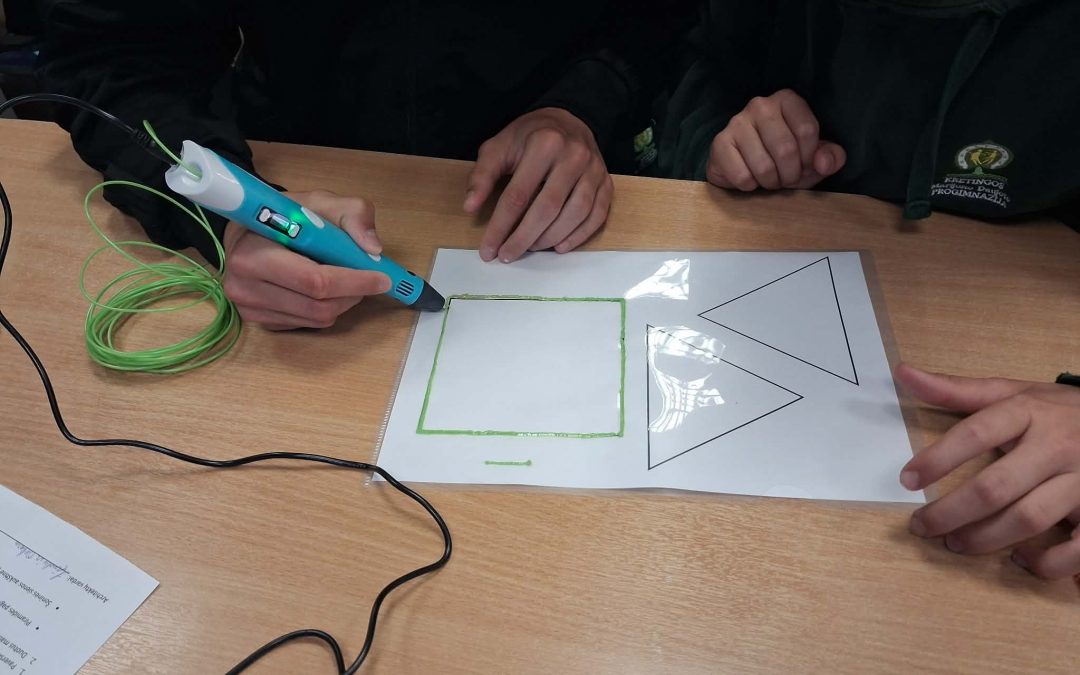 Mokiniams vedė atvirą integruotą STREAM pamoką „Gizos paslaptys: matematika, sustabdžiusi laiką“